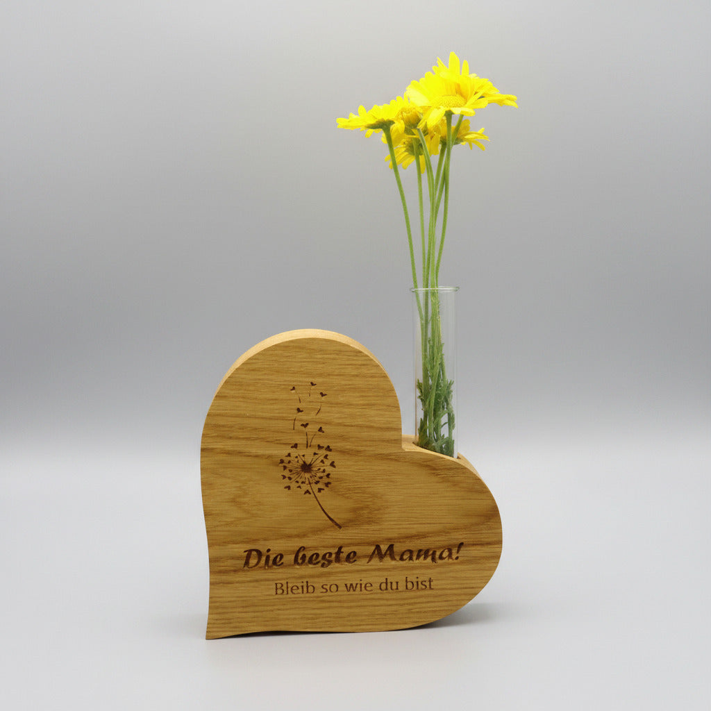 Wooden heart vase made of solid oiled oak with engraving for mom`s