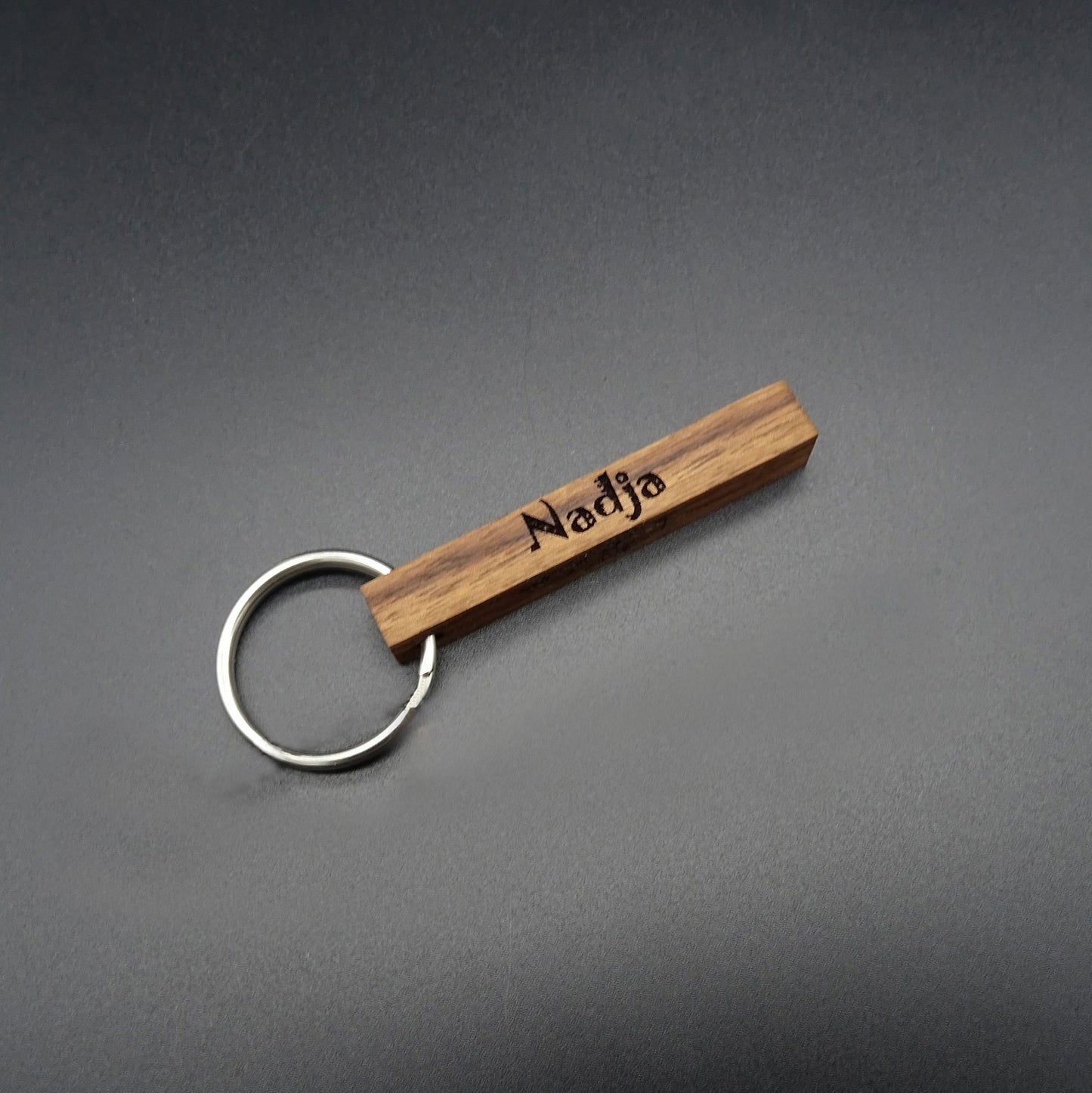 Personalisierter Schlüsselanhänger aus Holz Geschenk.