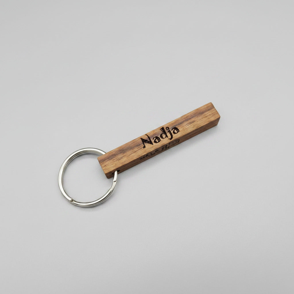 Personalisierter Schlüsselanhänger aus Holz Geschenk.