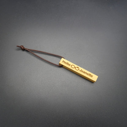Personalisierter Schlüsselanhänger aus Holz Geschenk.