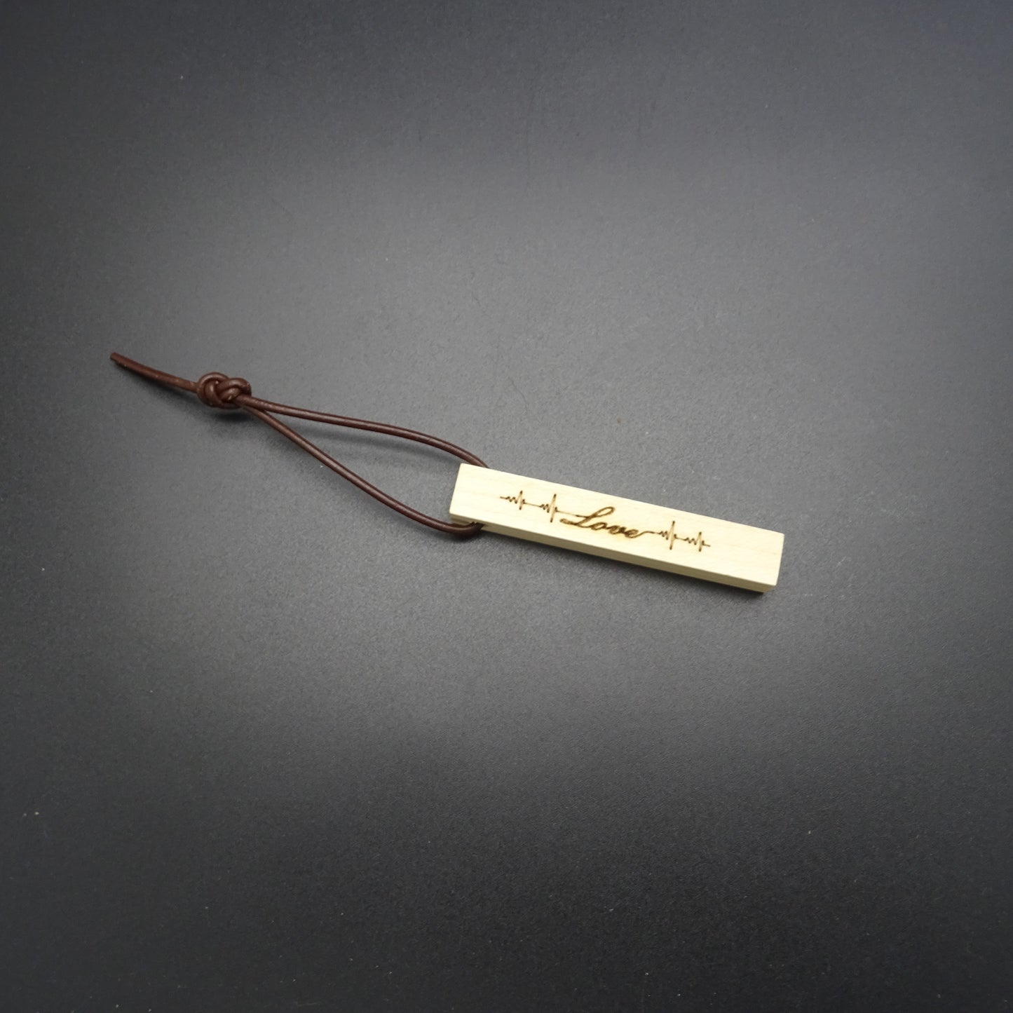 Personalisierter Schlüsselanhänger aus Holz Geschenk.
