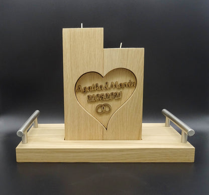 Hochzeitskerze Eiche massiv verbunden durch ein Herz (optional ausgeführt als Ringbox) mit Namen