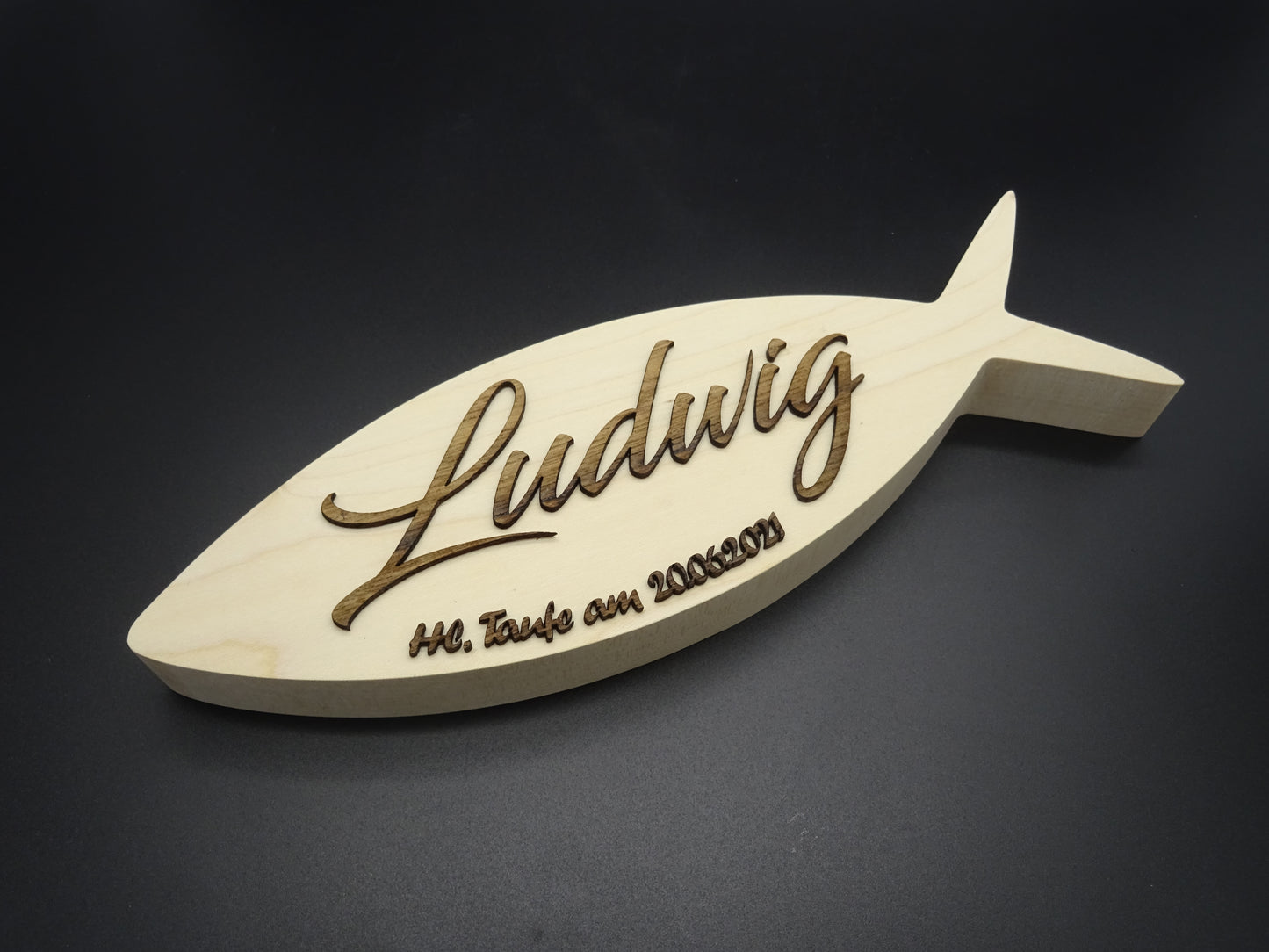 Christenfisch mit Schriftzug aus edlem Holz, Ahorn massiv