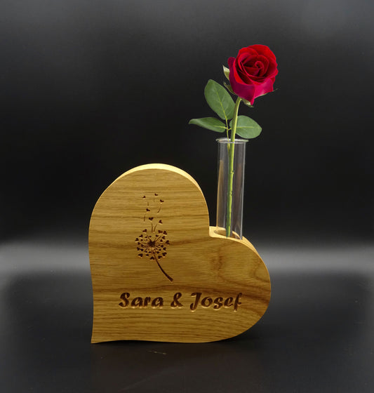 Holz-Herzvase geölt mit Gravur