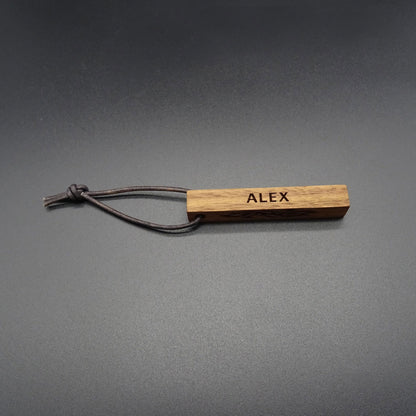 Personalisierter Schlüsselanhänger aus Holz Geschenk.