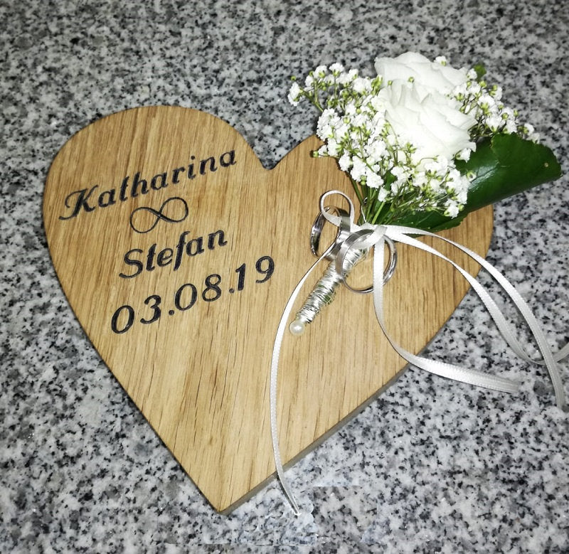 Ringkissen, Holz-Herz für Trauringe